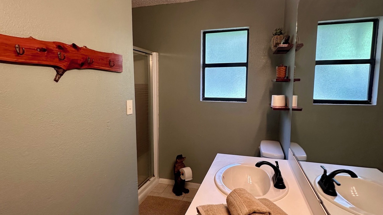 Photo of Bathroom in Melrose
