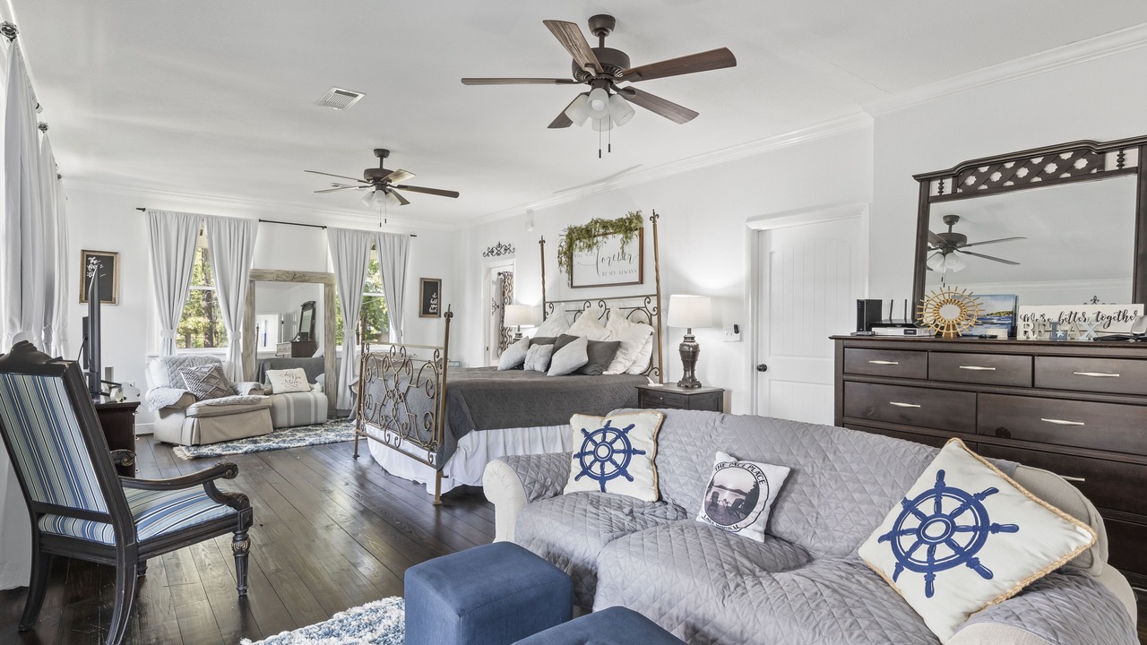 Photo of Bedroom in Dadeville