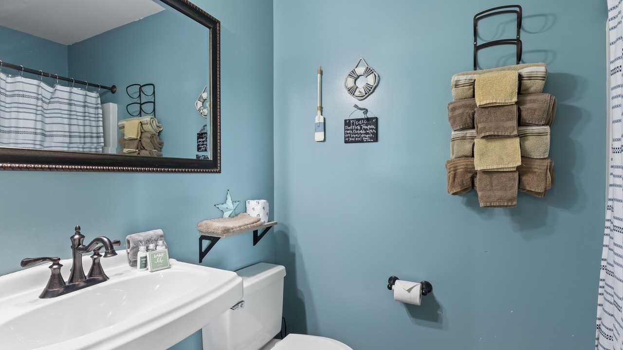 Photo of Bathroom in Dadeville