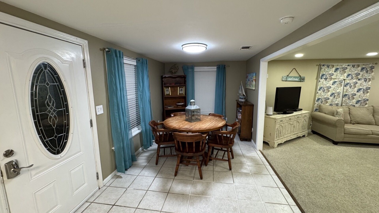 Photo of Bedroom in Ono Island
