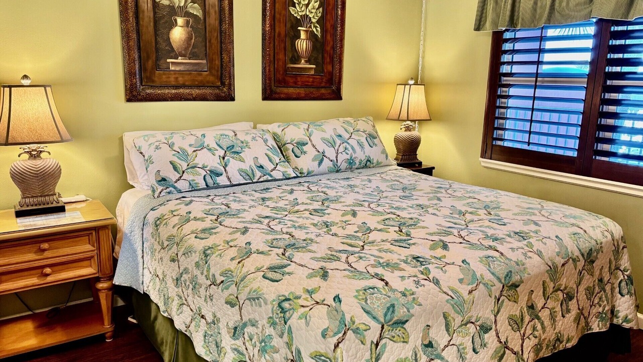 Photo of Bedroom in Gulf Shores