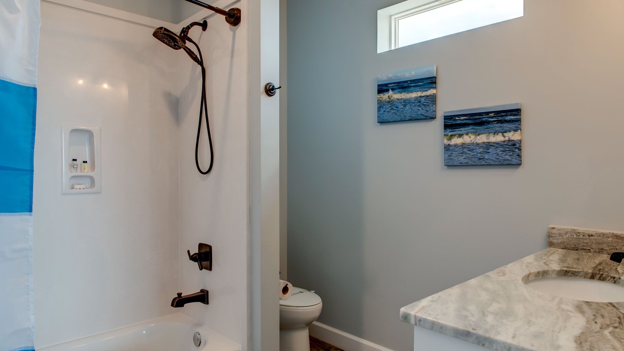 Photo of Bathroom in Dauphin Island