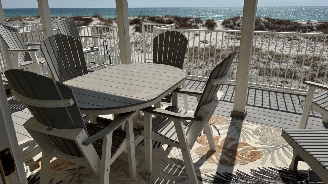 Photo of Patio Balcony in Ono Island