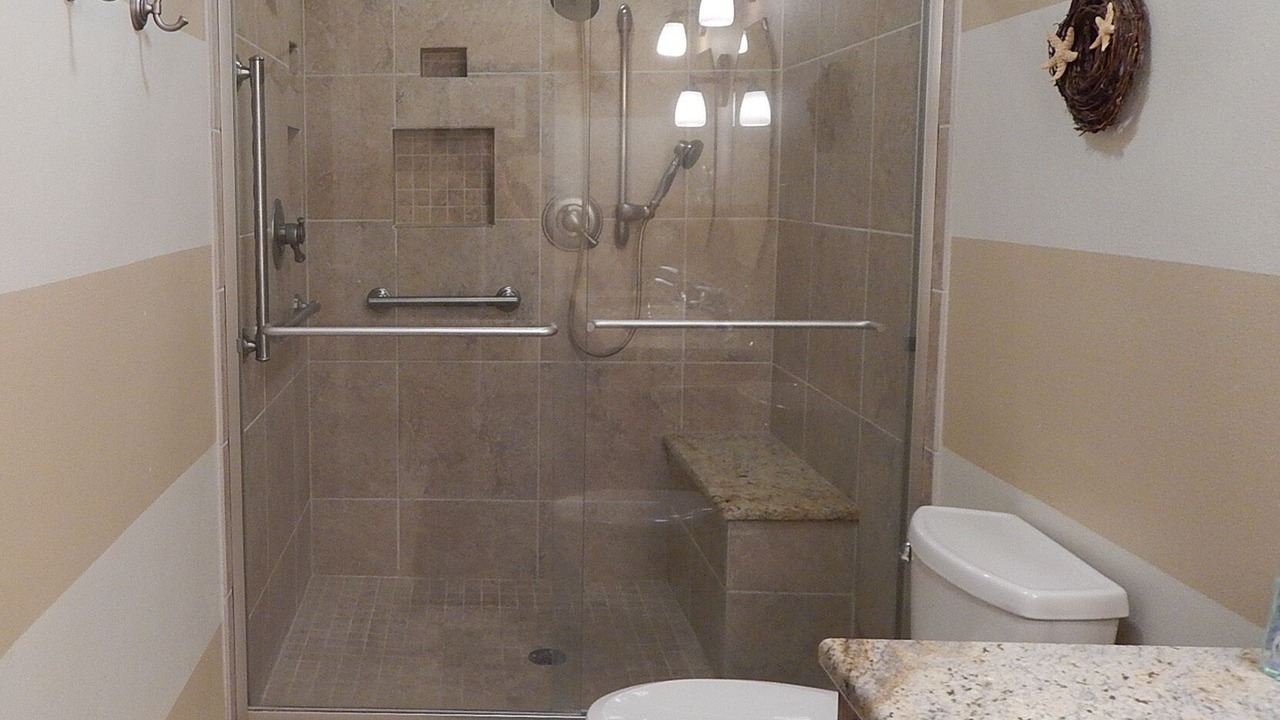 Photo of Bathroom in Innerarity Grants