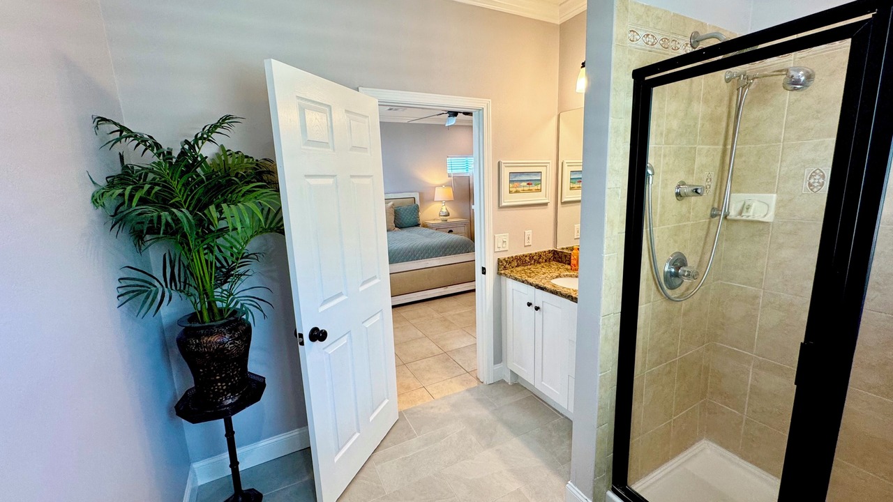 Photo of Bathroom in Tang-O-Mar