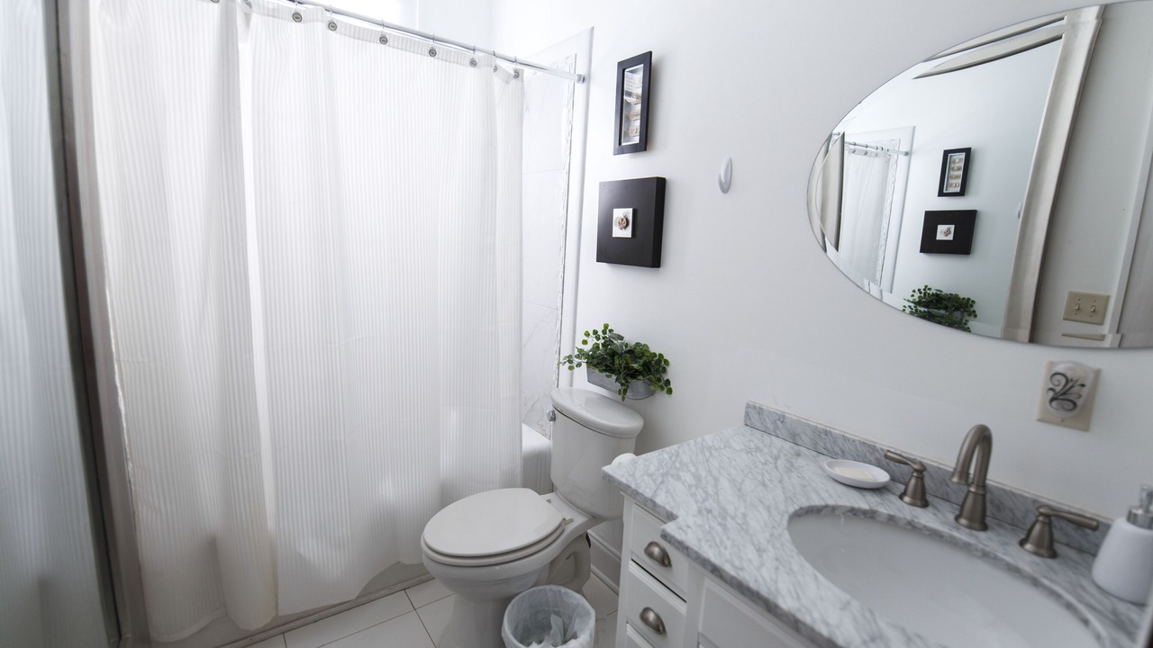 Photo of Bathroom in Foley