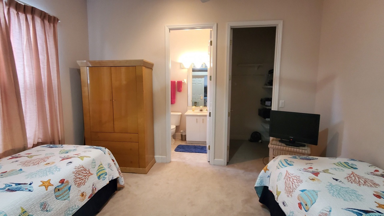 Photo of Bedroom in New Smyrna Beach