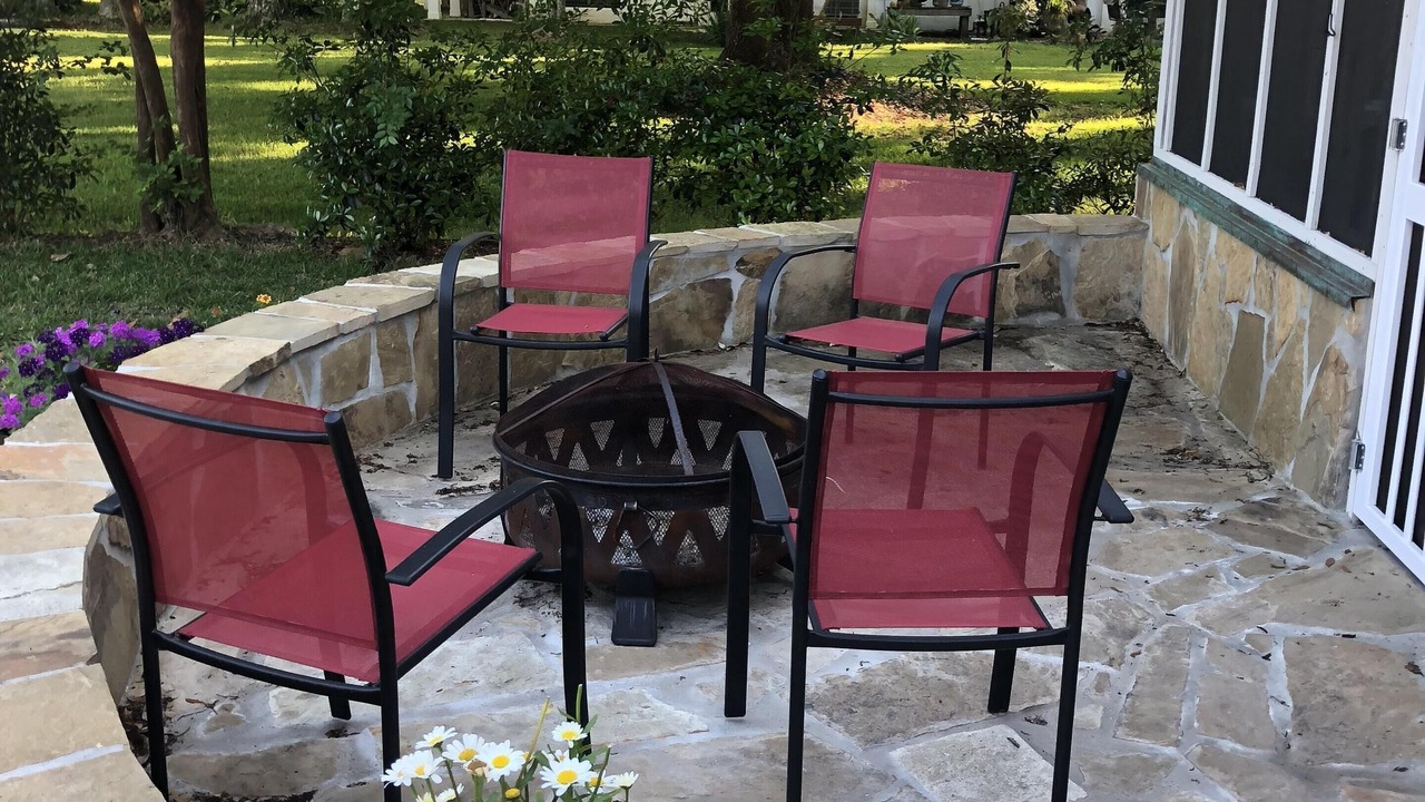 Photo of Patio Balcony in Theodore