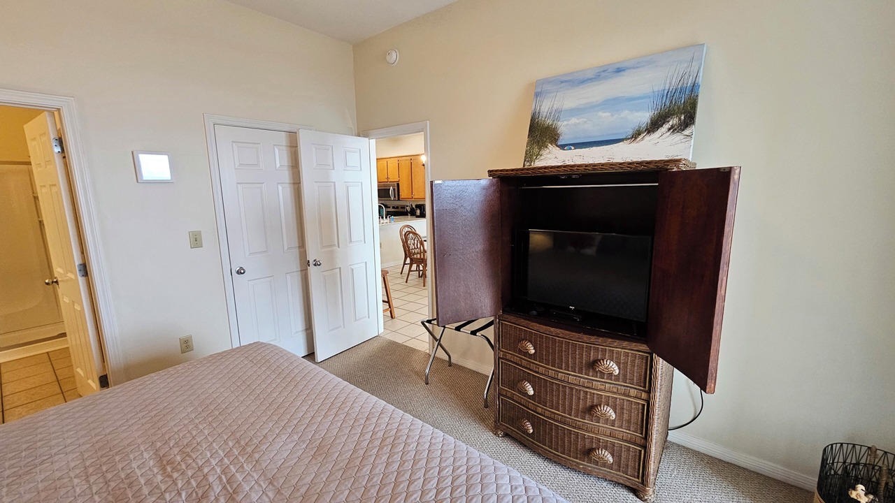 Photo of Bedroom in Dauphin Island