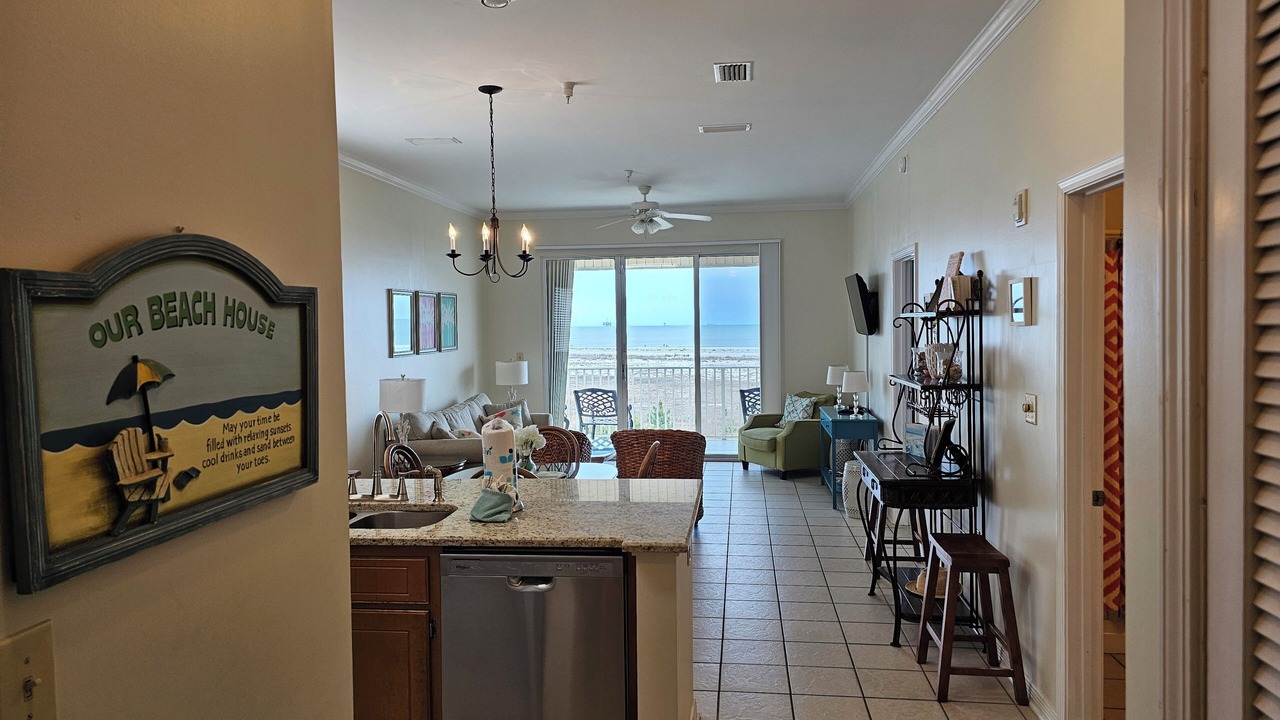 Photo of Livingroom in Dauphin Island