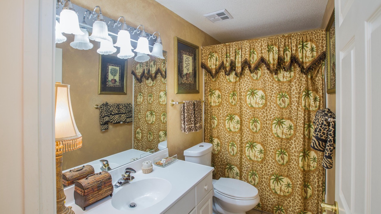 Photo of Bathroom in Santa Rosa Beach