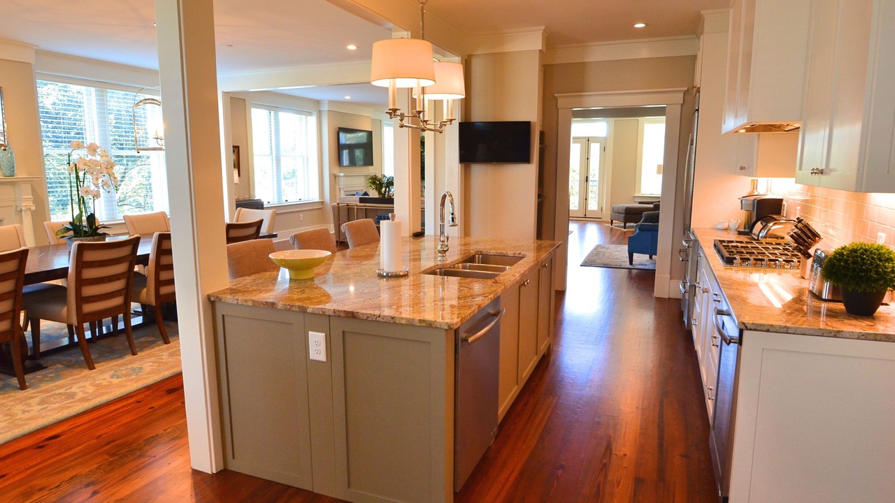 Photo of Kitchen in Historic District - North