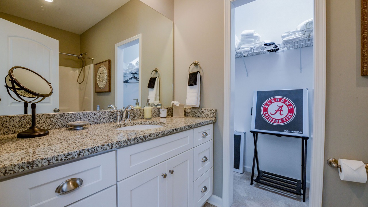 Photo of Bathroom in Tuscaloosa