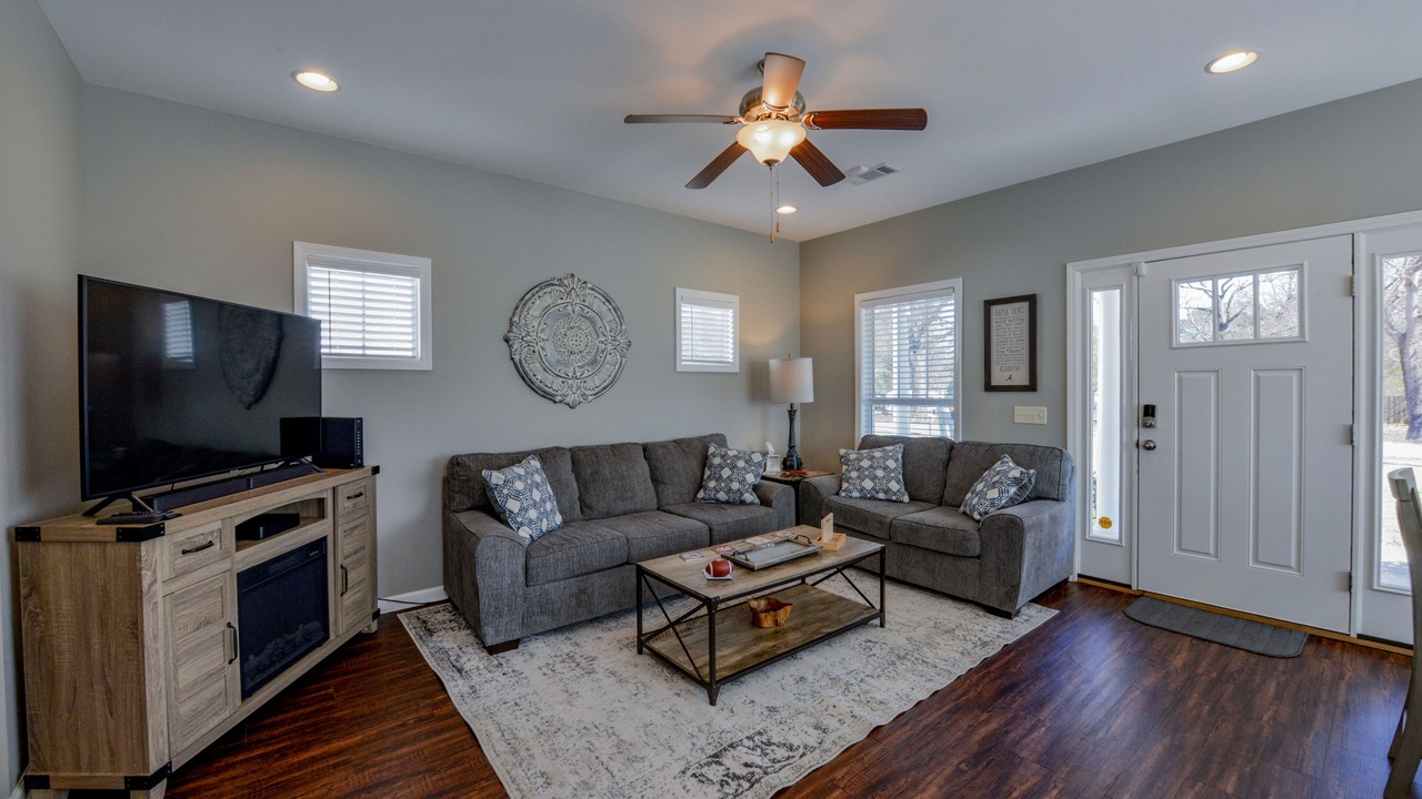 Photo of Livingroom in Tuscaloosa