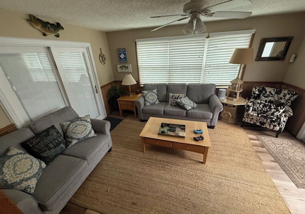 Photo of Livingroom in Astor