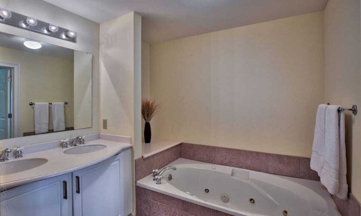 Photo of Bathroom in Daufuskie Island