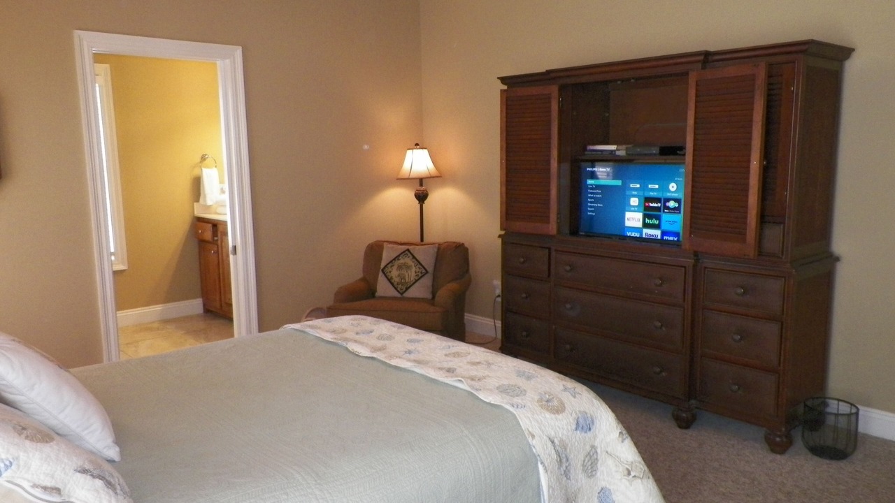 Photo of Bedroom in Gulf Shores