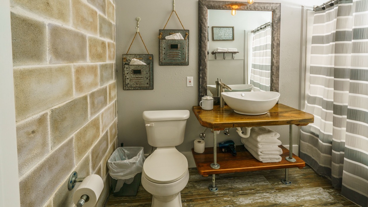 Photo of Bathroom in Long Beach
