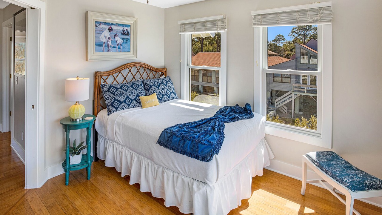 Photo of Bedroom in Tybee Island