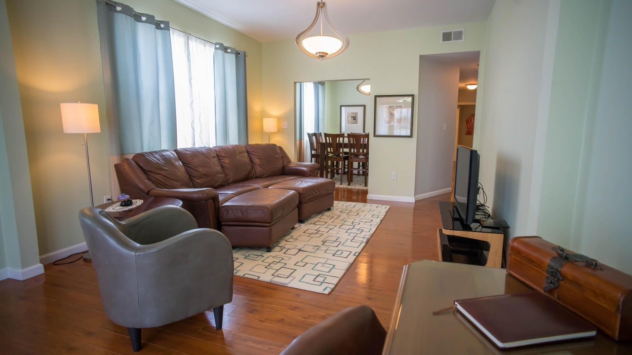 Photo of Livingroom in Broadmoor