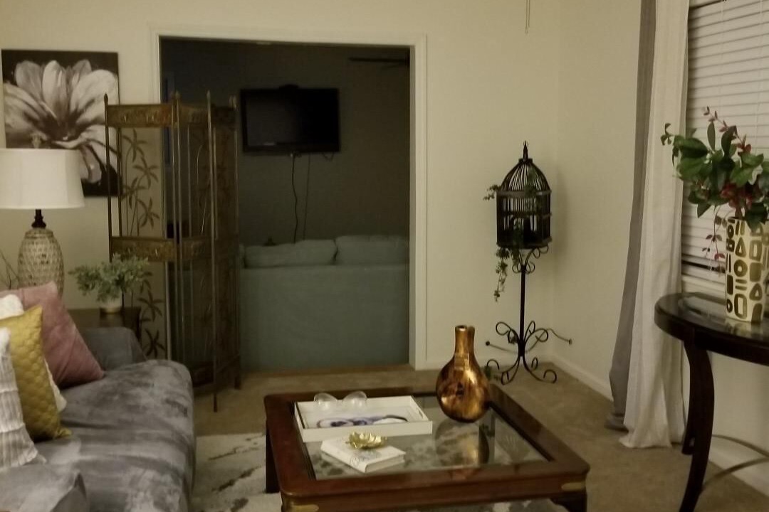 Photo of Livingroom in Albany