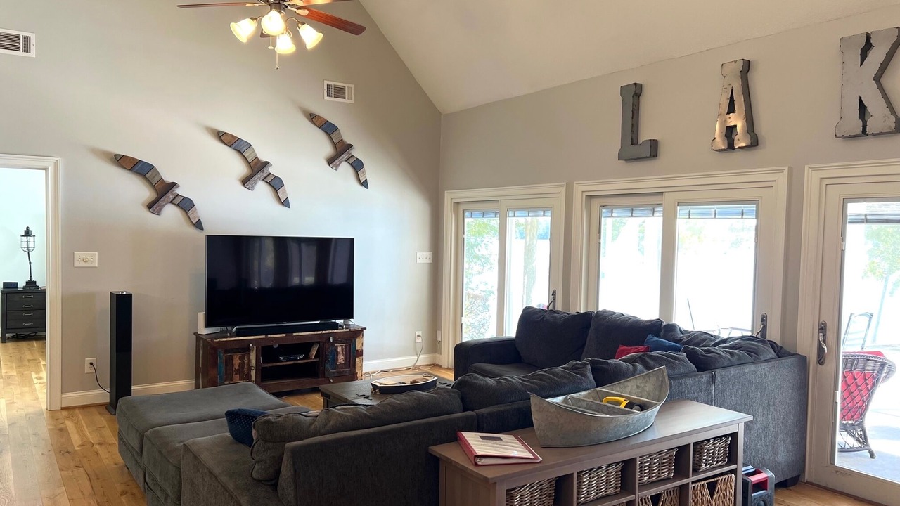 Photo of Livingroom in Eatonton