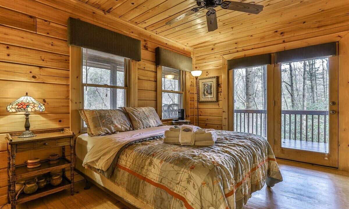 Photo of Others in Ellijay