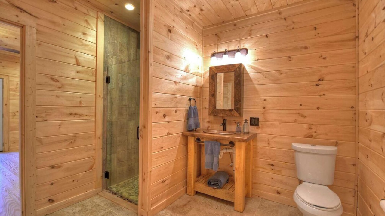 Photo of Bathroom in Blue Ridge