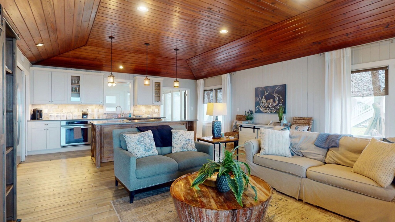 Photo of Livingroom in New Smyrna Beach