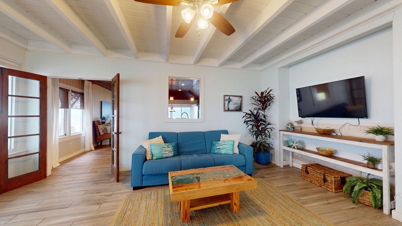 Photo of Livingroom in New Smyrna Beach