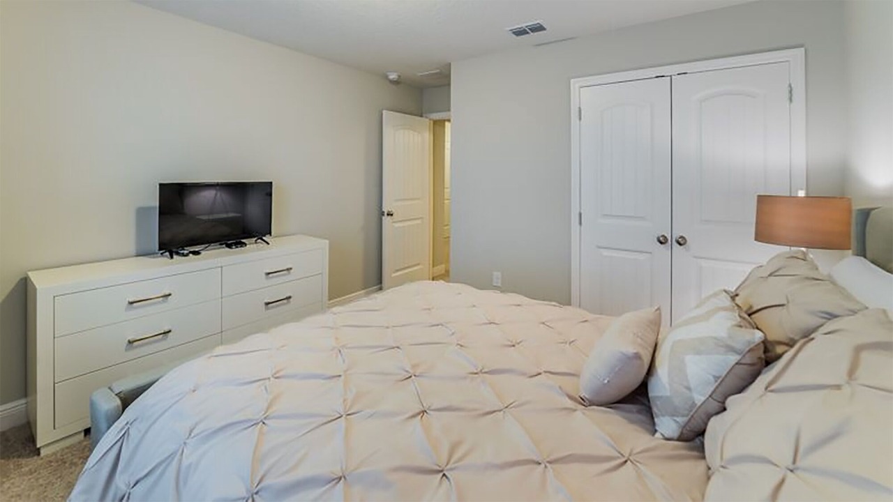 Photo of Bedroom in Loughman