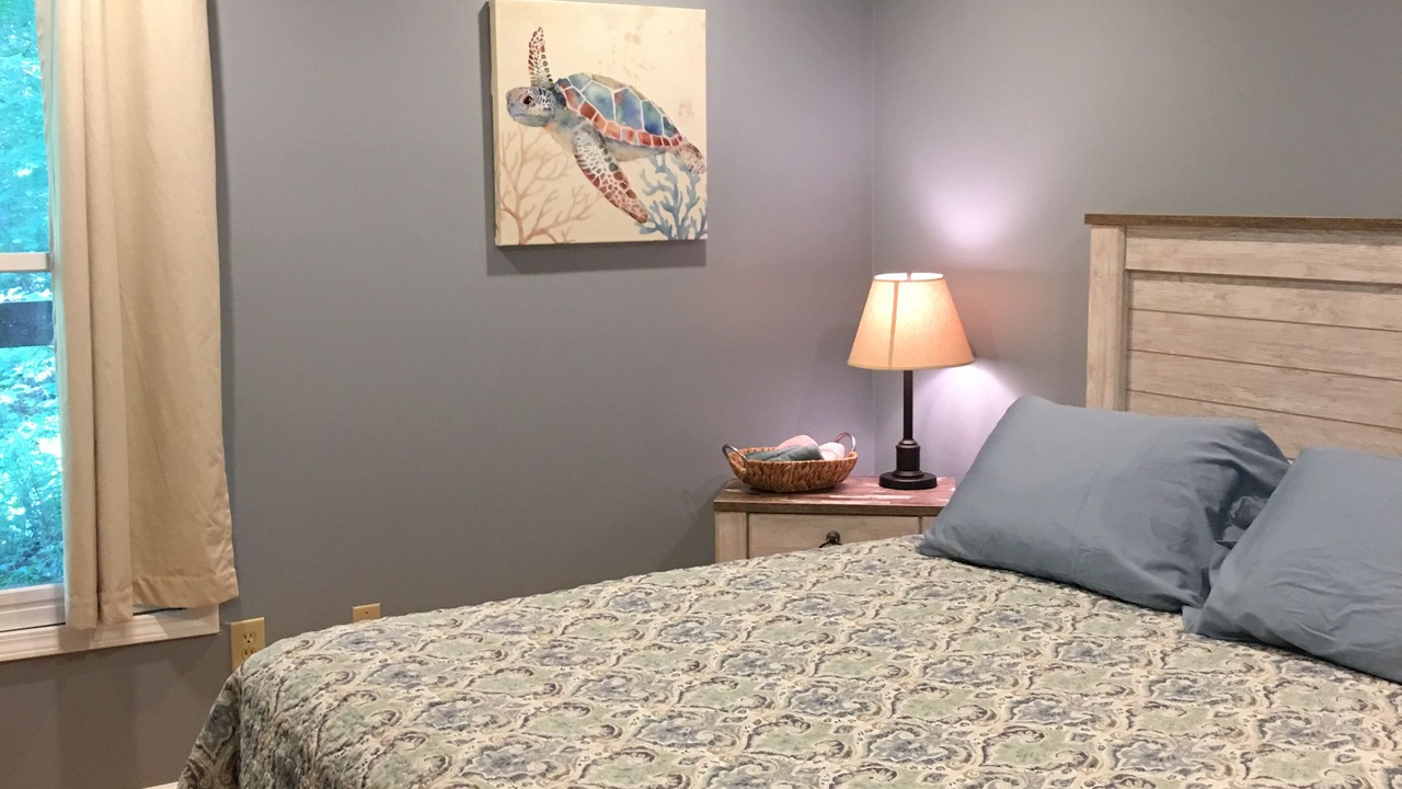 Photo of Bedroom in Tallassee