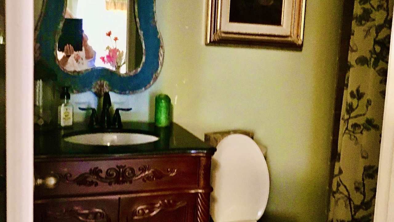 Photo of Bathroom in Hattiesburg