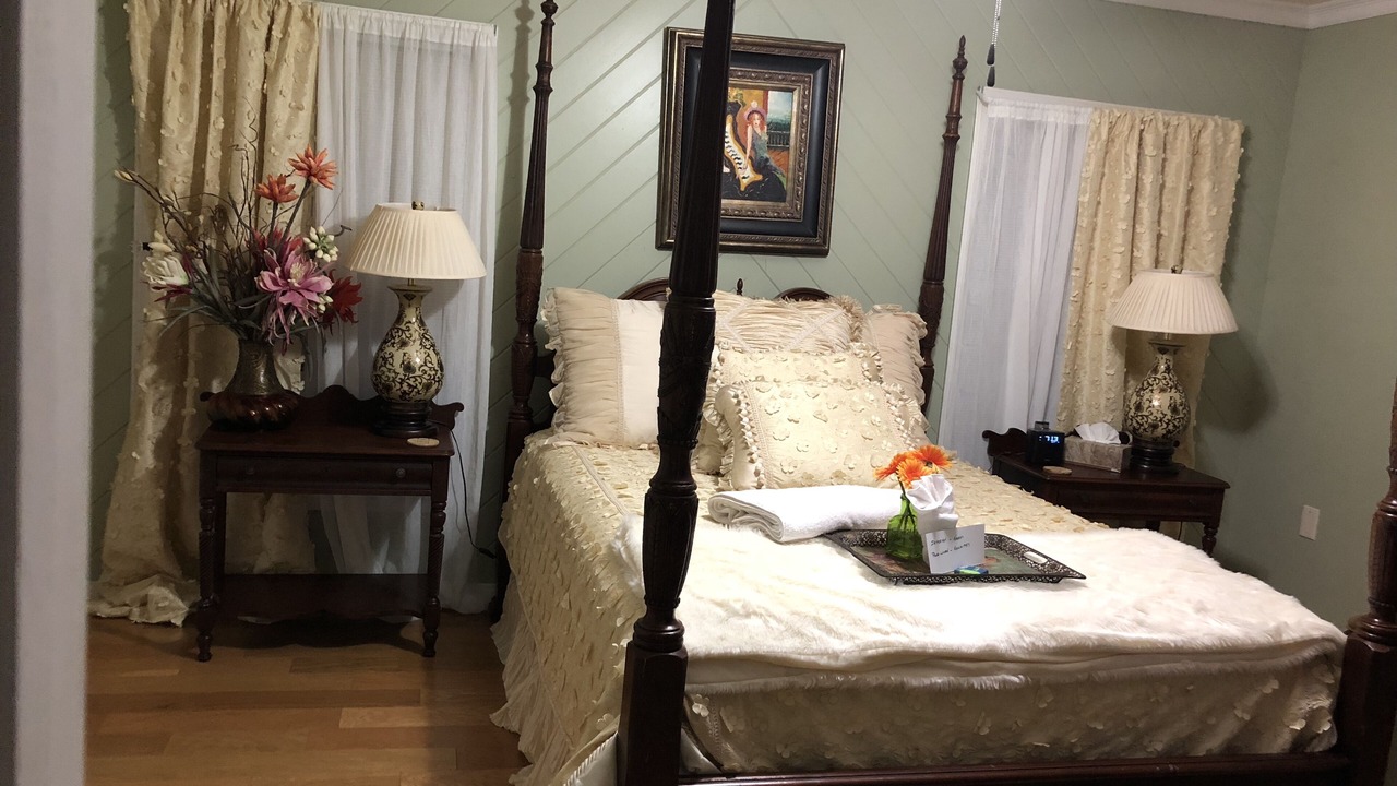 Photo of Bedroom in Hattiesburg
