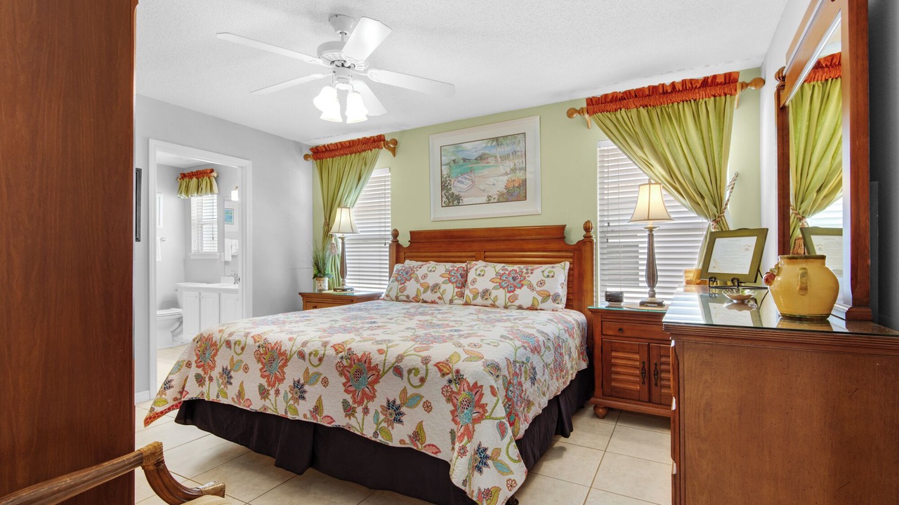 Photo of Bedroom in Miramar Beach