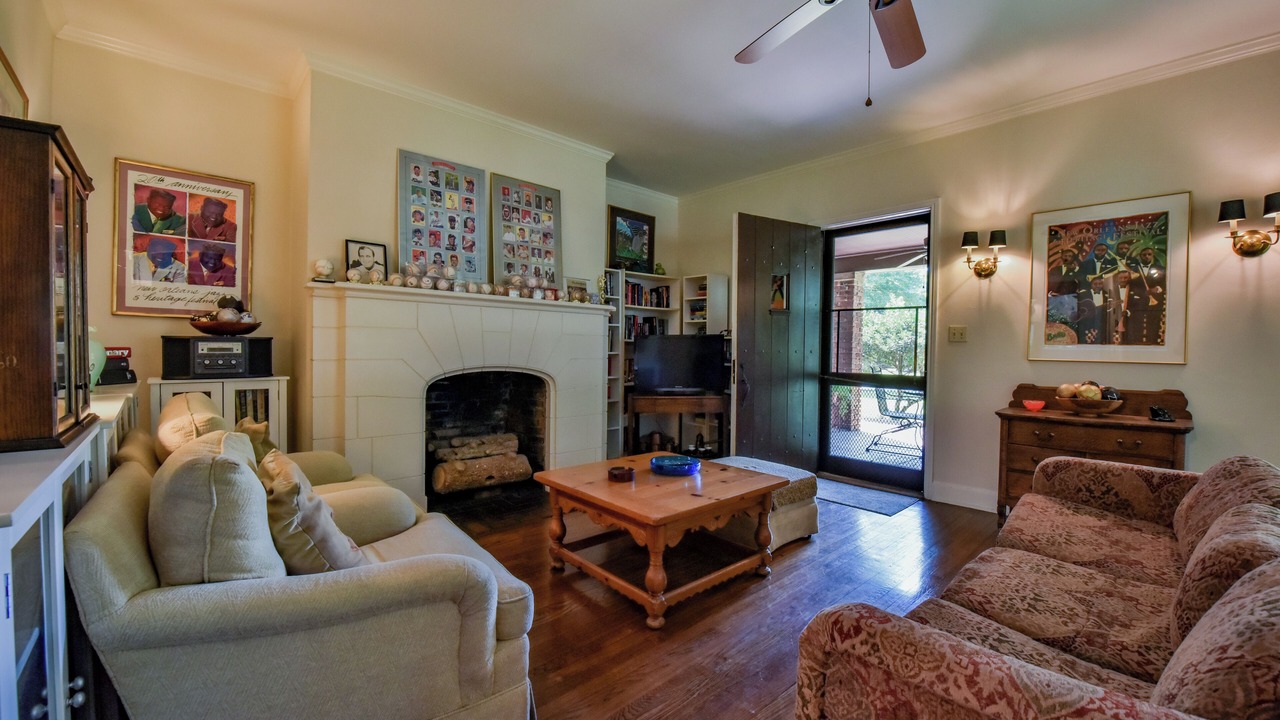 Photo of Livingroom in Tuscaloosa