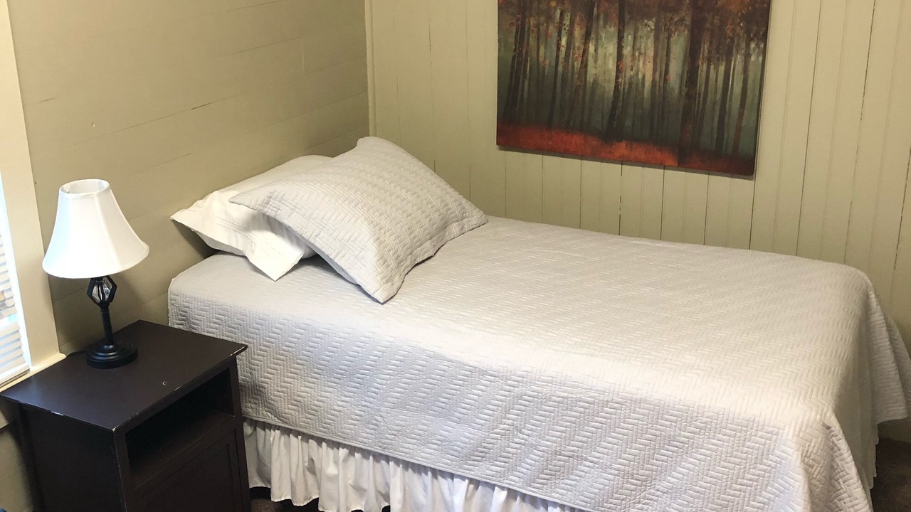 Photo of Bedroom in Laurel