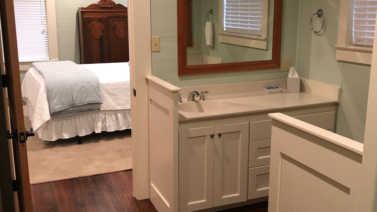 Photo of Bedroom in Laurel