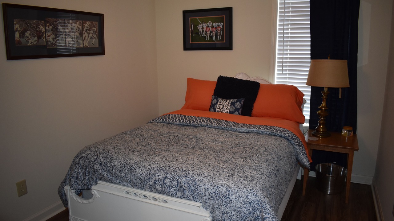 Photo of Bedroom in Auburn