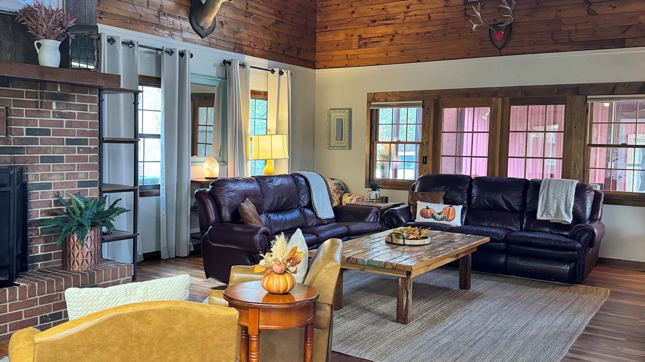 Photo of Livingroom in Mayo