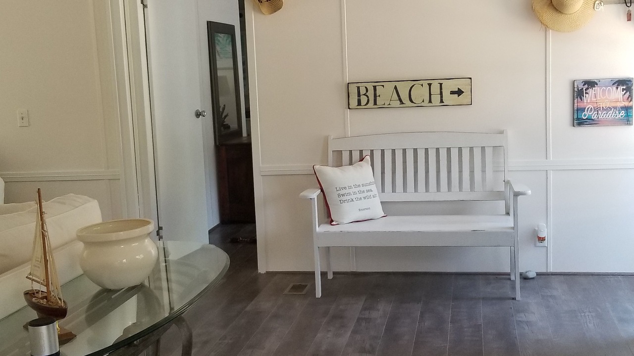 Photo of Livingroom in Ono Island