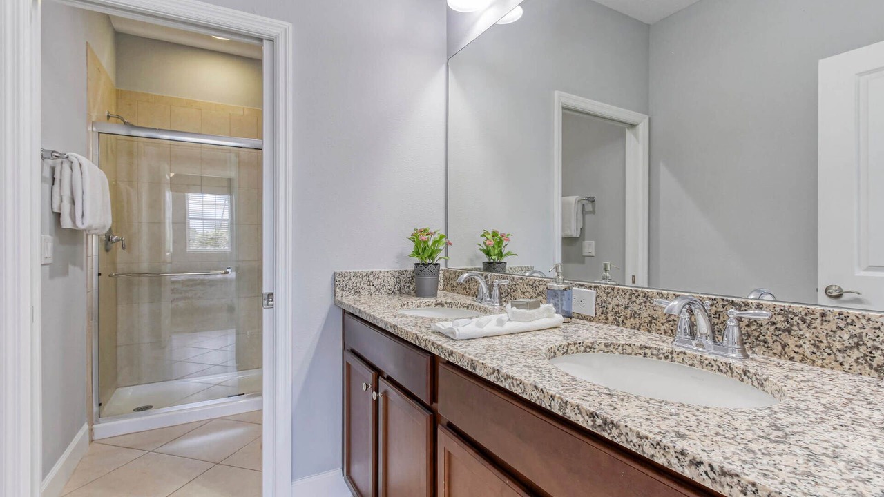 Photo of Bathroom in Davenport