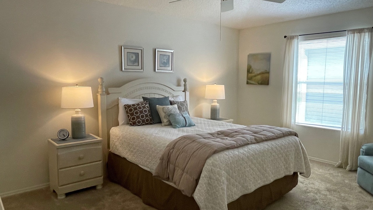 Photo of Bedroom in Mallory Square