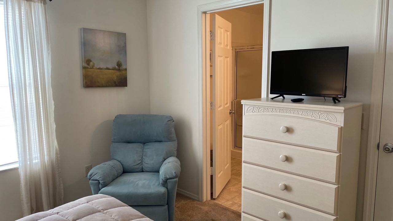 Photo of Bedroom in Mallory Square