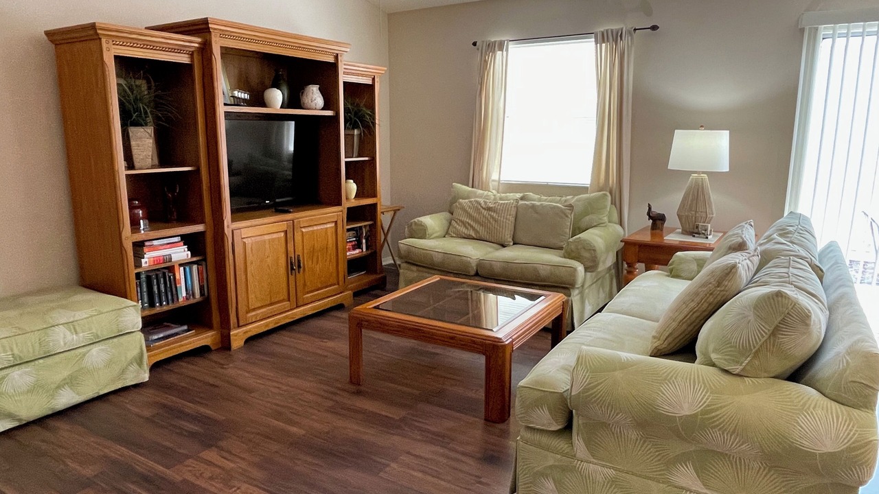 Photo of Livingroom in Mallory Square