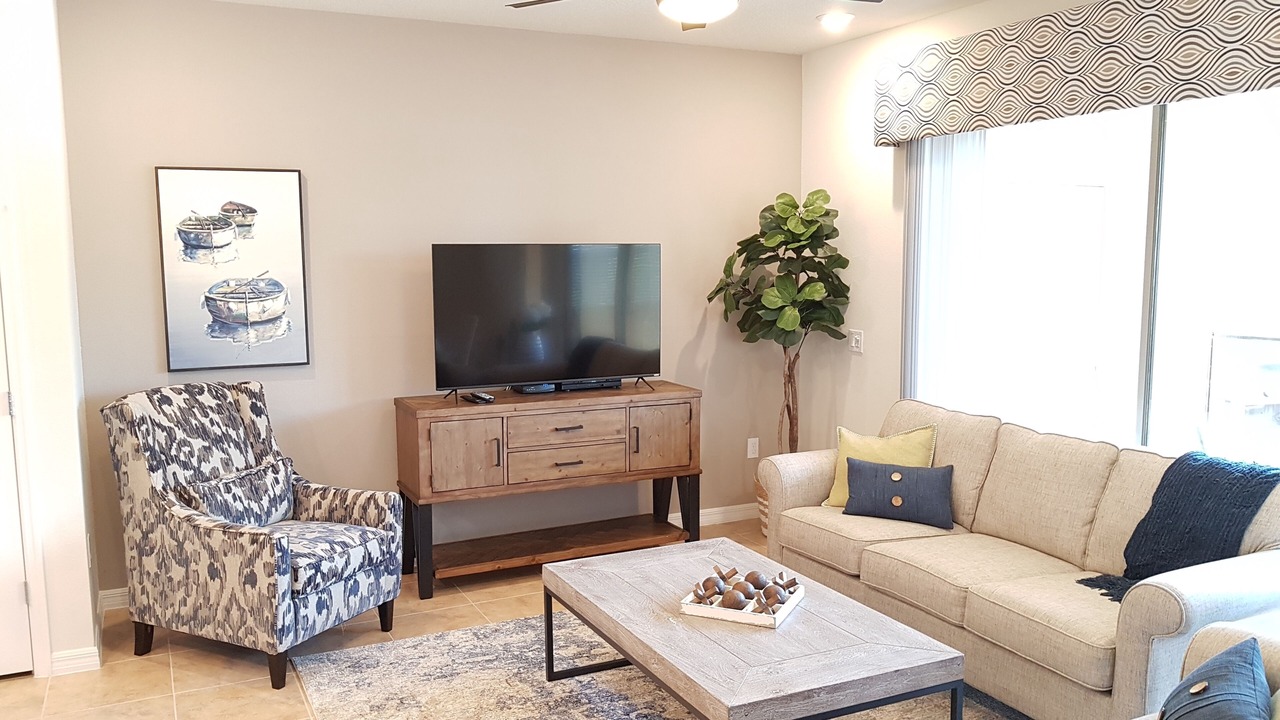 Photo of Livingroom in Loughman