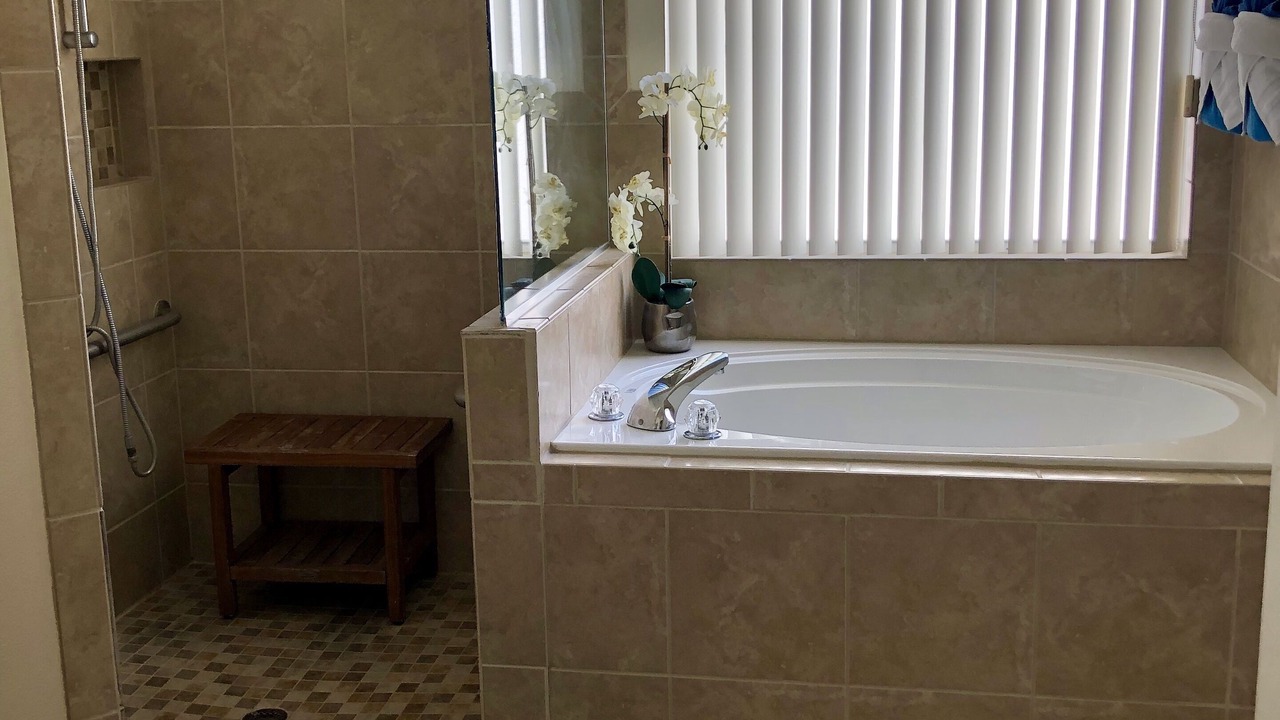 Photo of Bathroom in Davenport