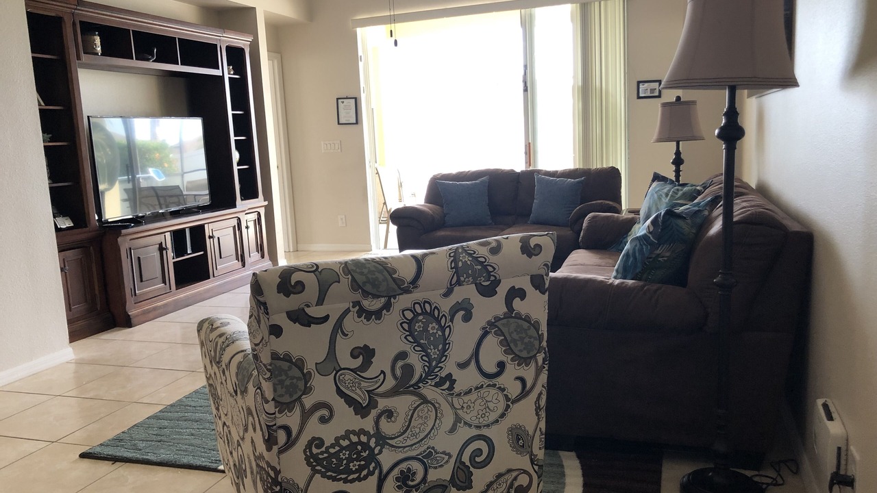 Photo of Livingroom in Davenport