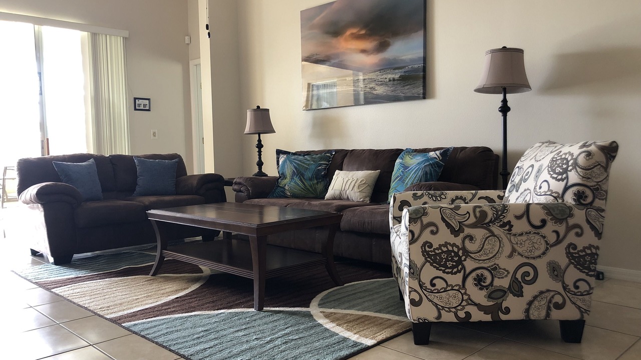 Photo of Livingroom in Davenport