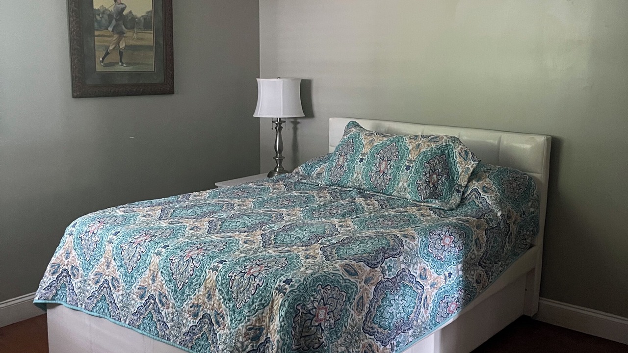 Photo of Bedroom in Titus